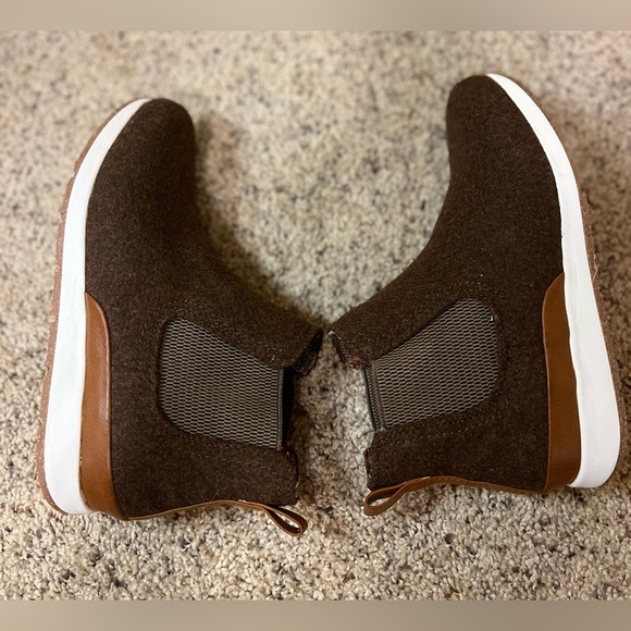 B.O.C. Kara Women’s Soft Wool Ankle pull on Chelsea boots, Sz 8.5 M - Picture 6 of 10